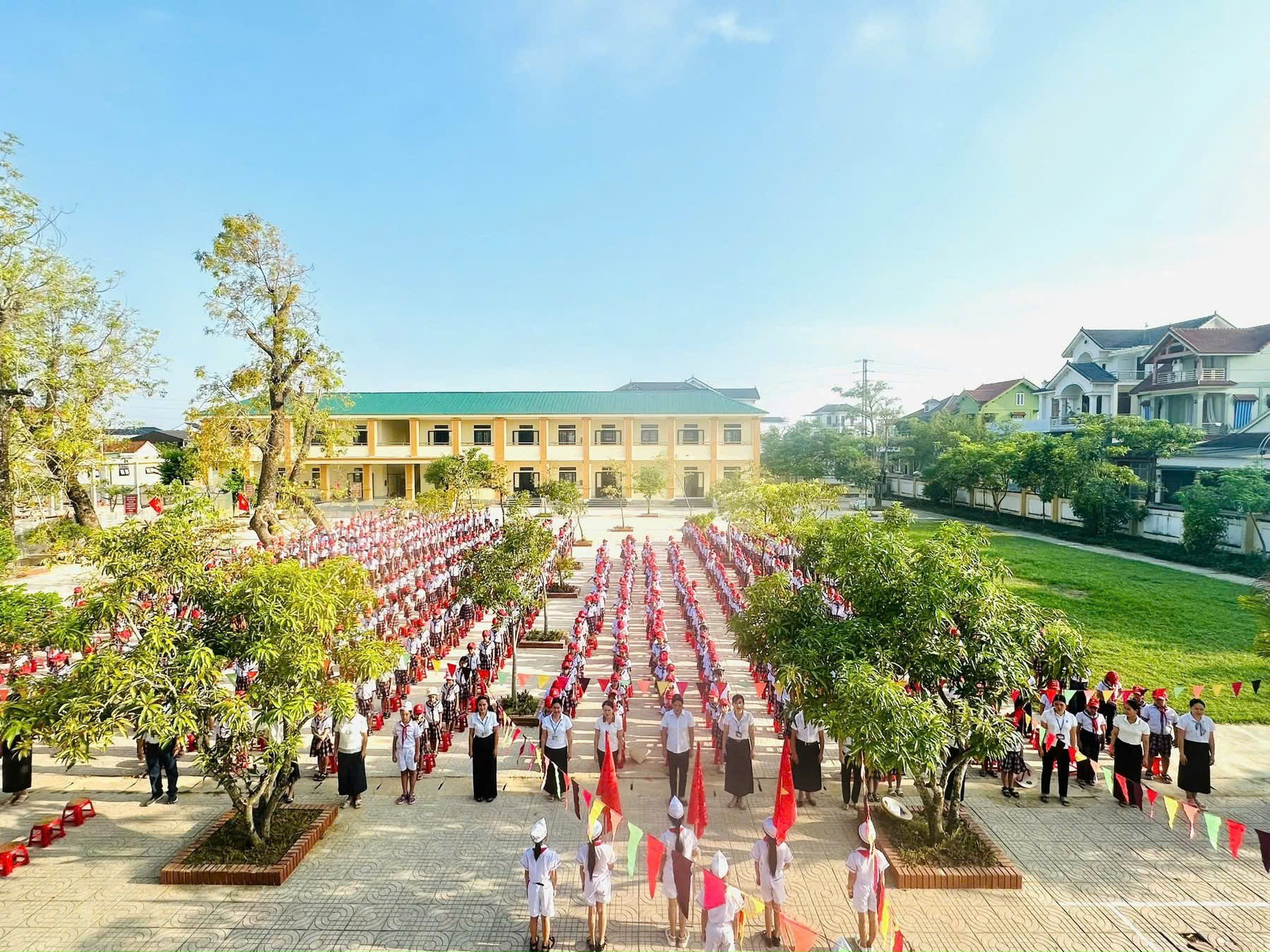 TRƯỜNG TIỂU HỌC DIỄN ĐỒNG - 9 NĂM 1 CHẶNG ĐƯỜNG